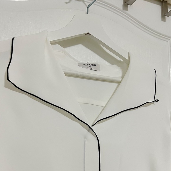 White Babaton blouse. - Picture 3 of 3